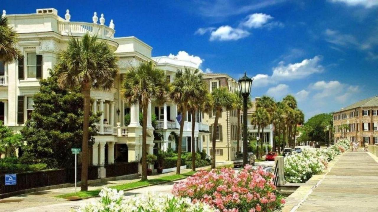 ☆Live On The Water! Lake Palmetto Palm W/ Patio - 10Min To Downtown & Beaches☆ Charleston Exterior photo